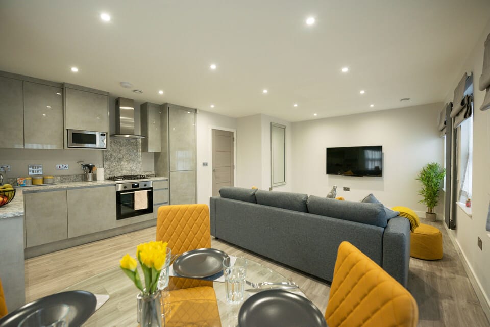 Kitchen/Living Area