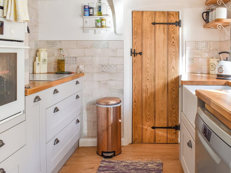 Kitchen | The Farm Cottage, Bognor Regis