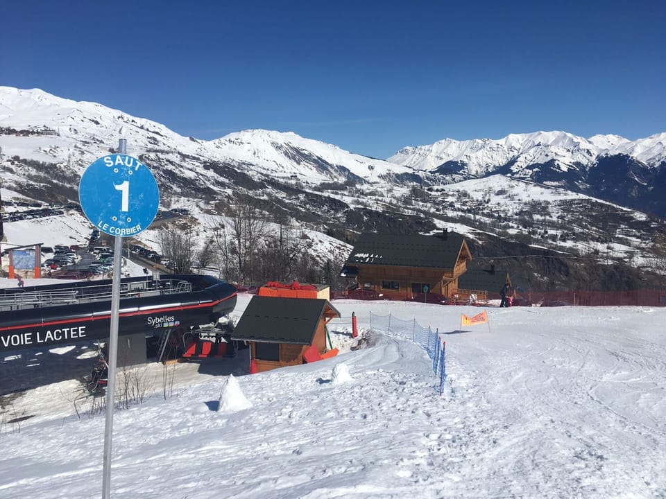 Snow and ski sports