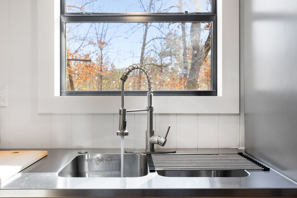 Kitchen sink