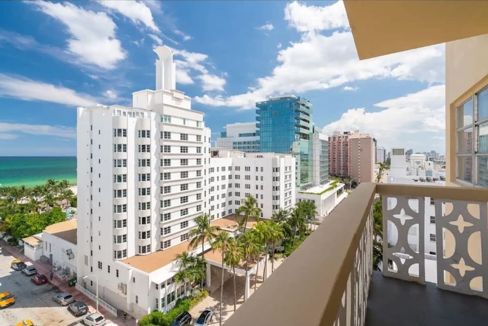 Take a breath, take in the view. Your balcony oasis is waiting. #BreathTakingViews #RelaxationStation