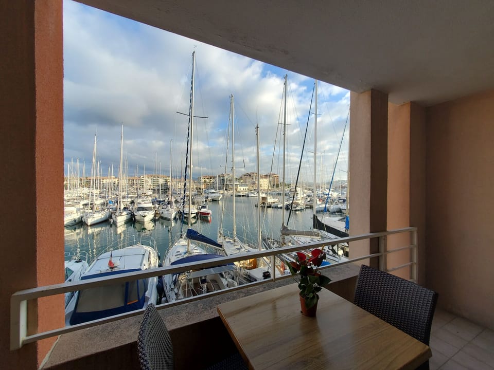 Marina