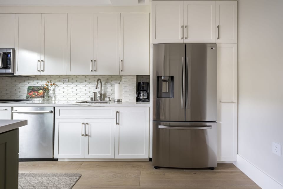 Fully-equipped Gourmet Kitchen