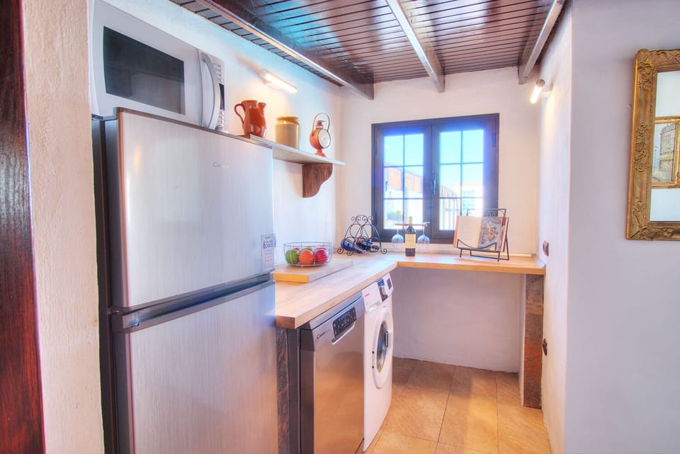 Large fridge freezer, full sized dishwasher and Washing machine.