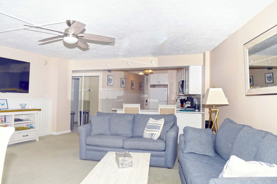 LIVING-AREA