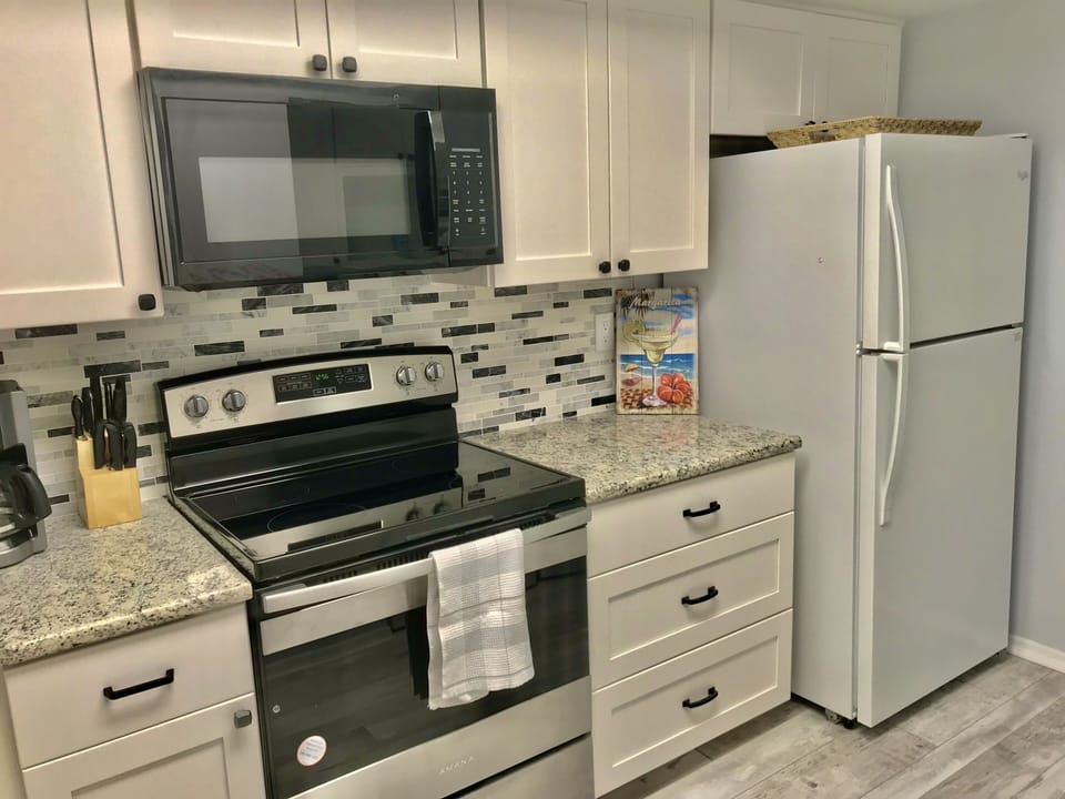 Large newly renovated kitchen 