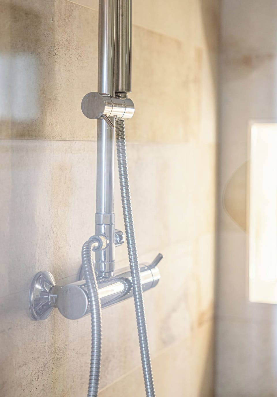 Hand-held showerhead