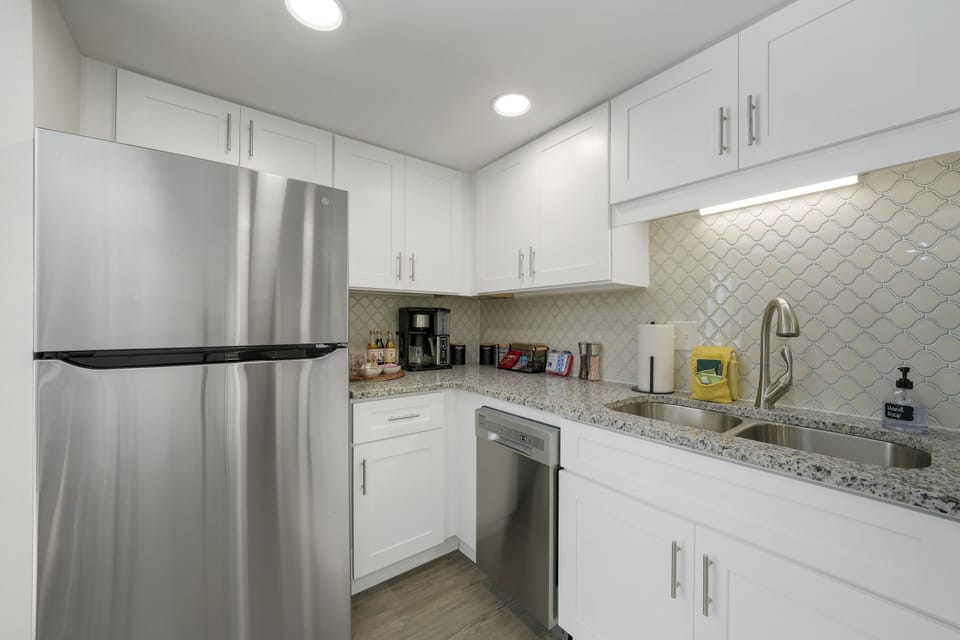 Fully Stocked Kitchen - Coffee Bar -Snacks