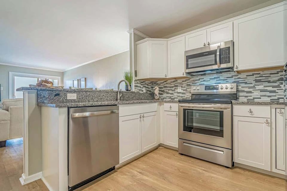 Kitchen (updated in Feb 2022)
