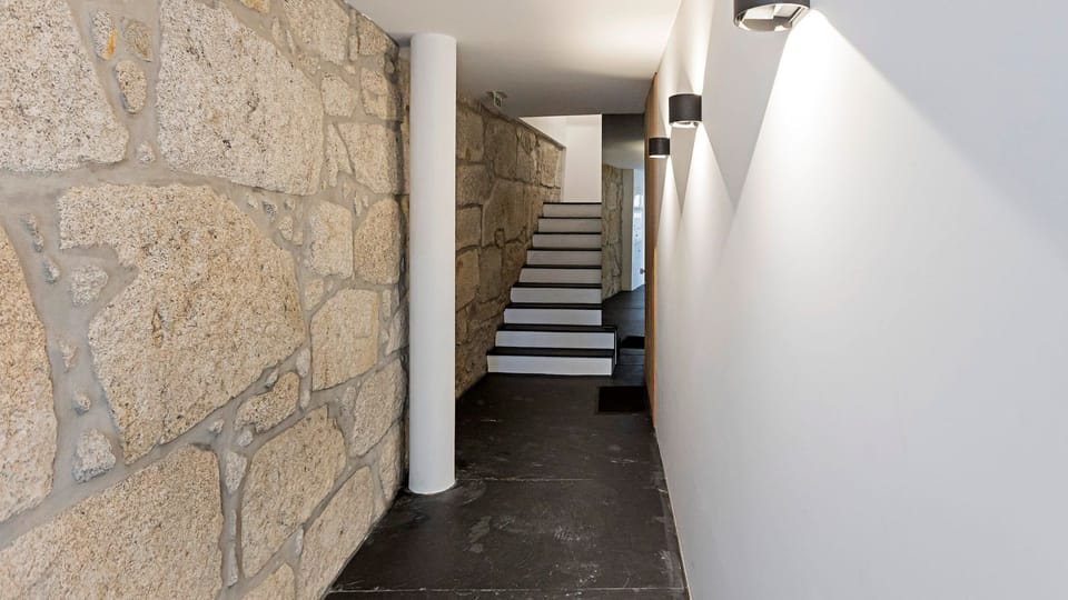 Hallway to the apartment