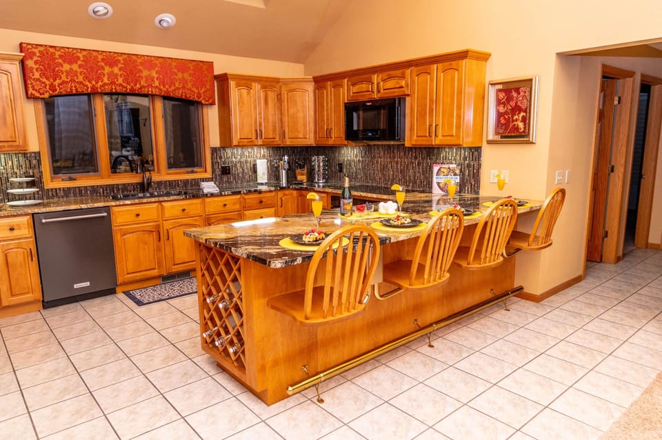 Spacious Kitchen