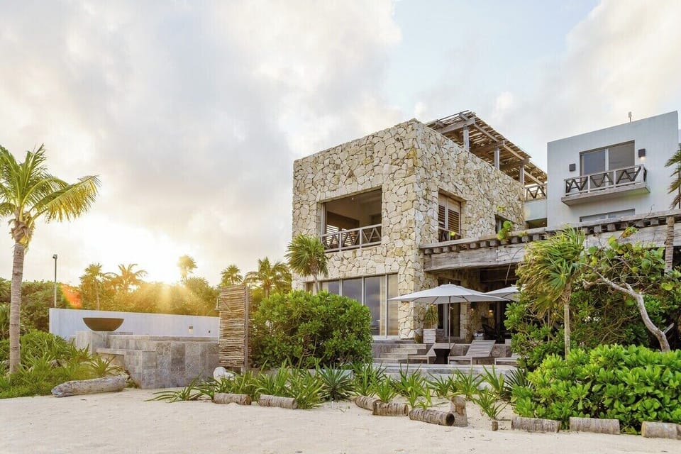 Enjoy your vacations at this beautiful home.