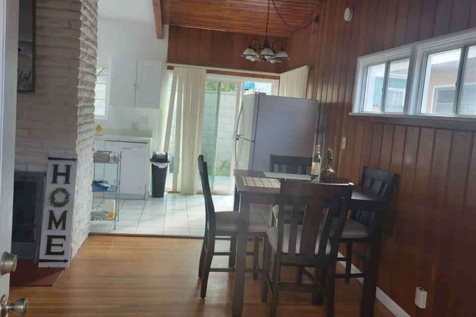 Dining table with seating for four.