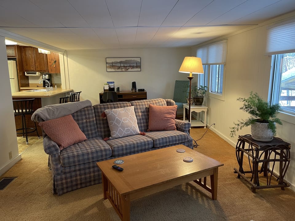 Grove II, lots of space to relax