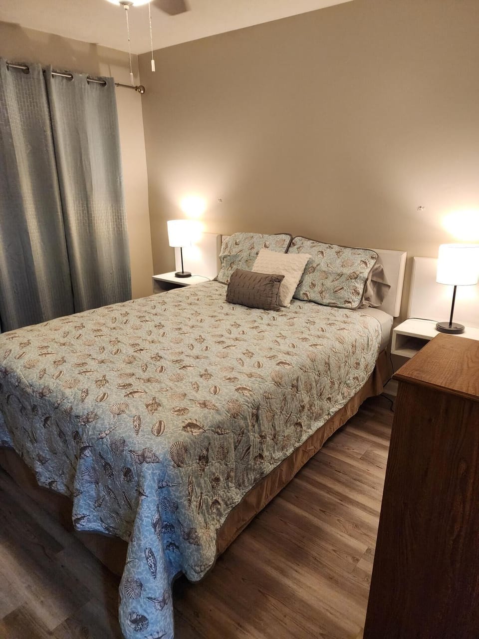 Linens included
