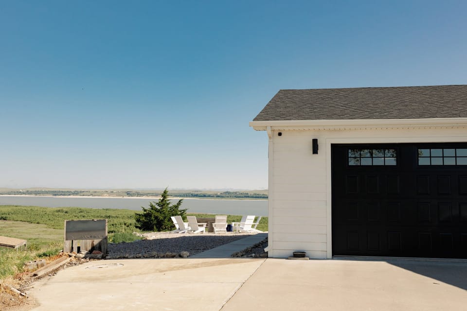 Welcome to Lookout Lake House!
