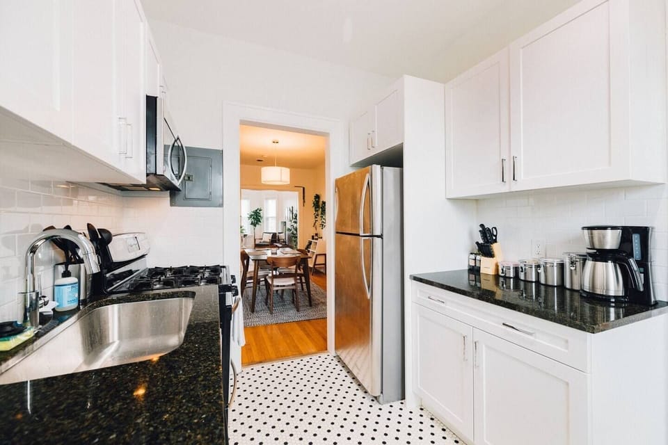 Fully Stocked Kitchen
