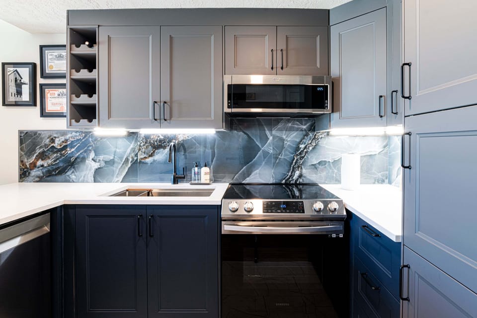 Fully Remodeled Kitchen