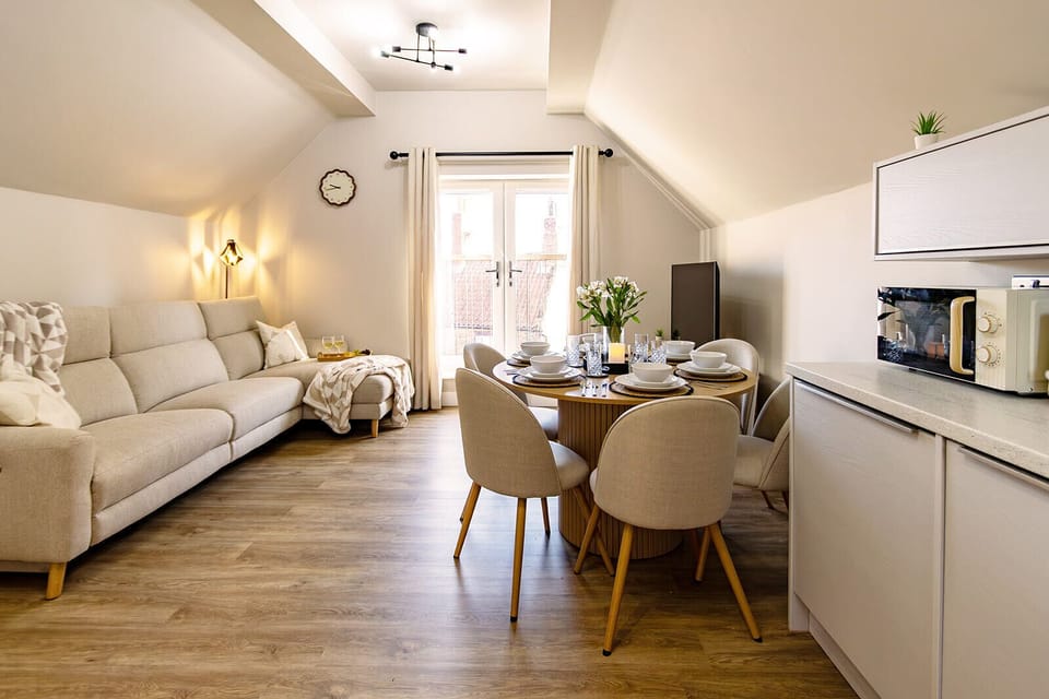 Simple and stylish dining space