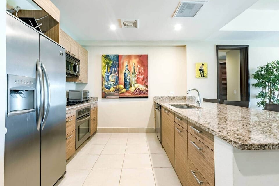 Full Kitchen 