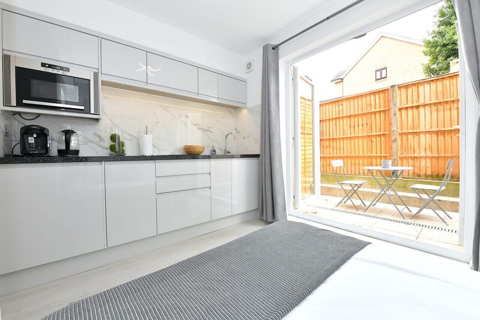 Well equipped kitchen