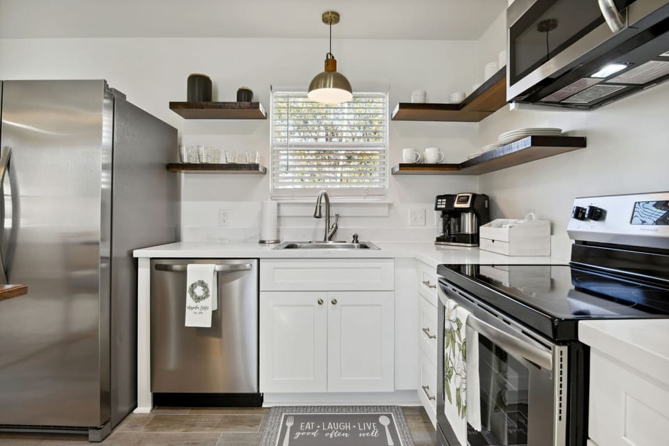 Kitchen (2)