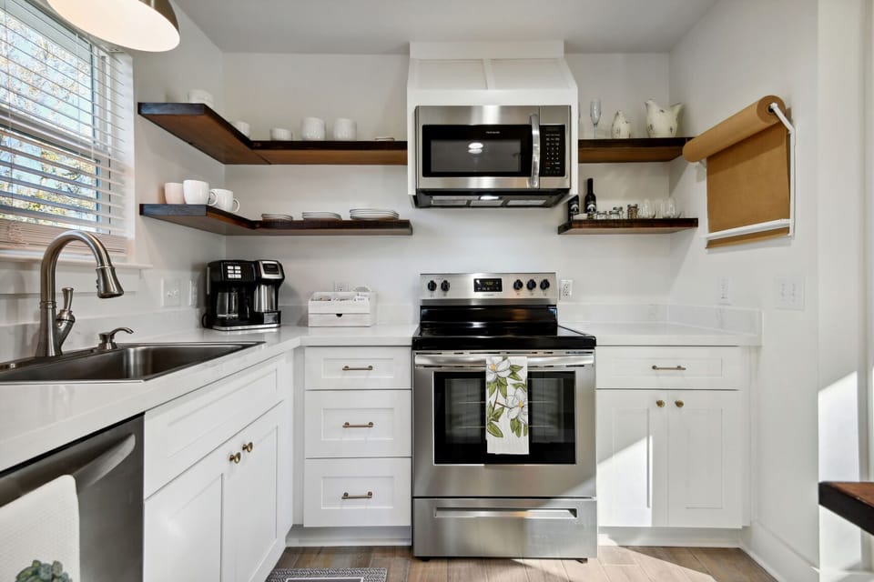 Kitchen (1)