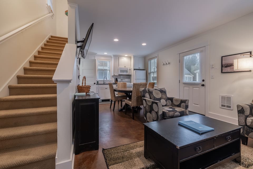 Step into comfort and make yourself at home from the moment you arrive