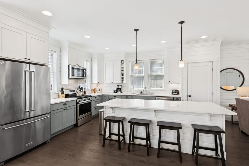 Spacious kitchen with extra seating