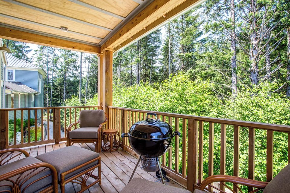 Back porch with seating