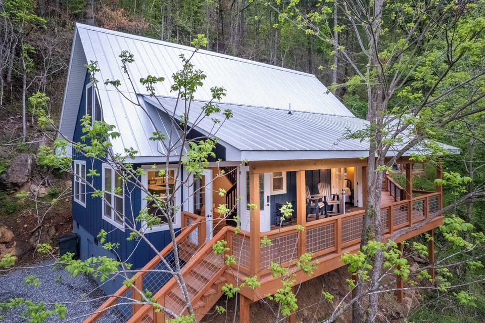 Spacious Front Porch