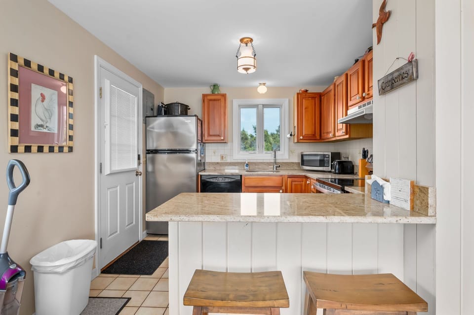 Counter top seating for 2
