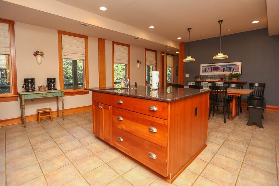 Kitchen 2025