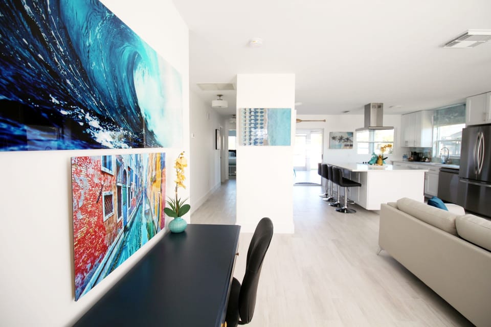 Newly renovated modern open concept floor plan is welcoming and bright!  