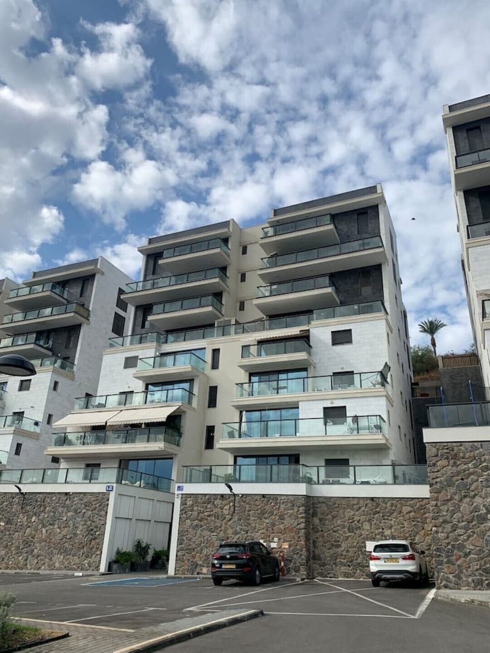 newly built building  - 6th floor apartment