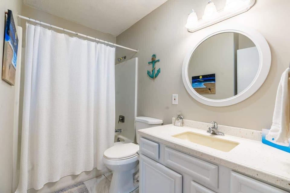 Full bathroom