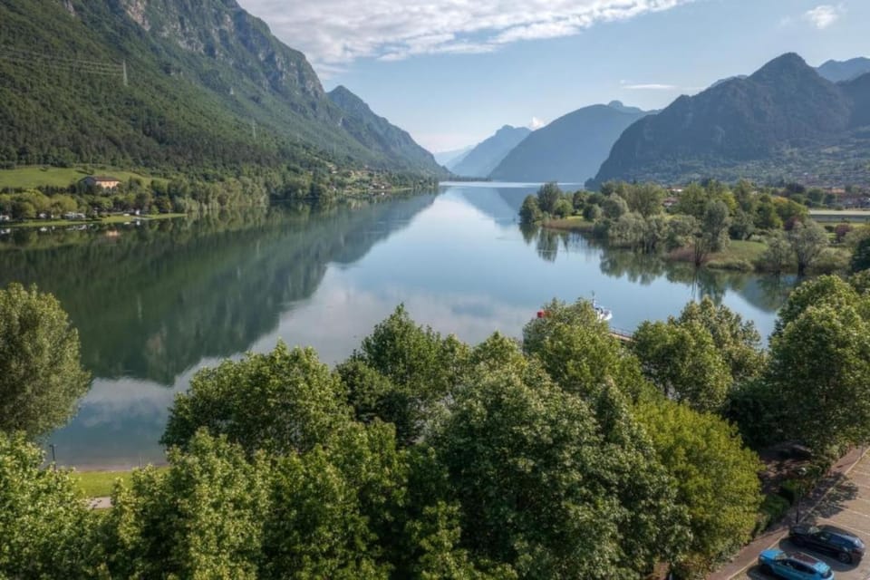 Region [summer] (>5 km)