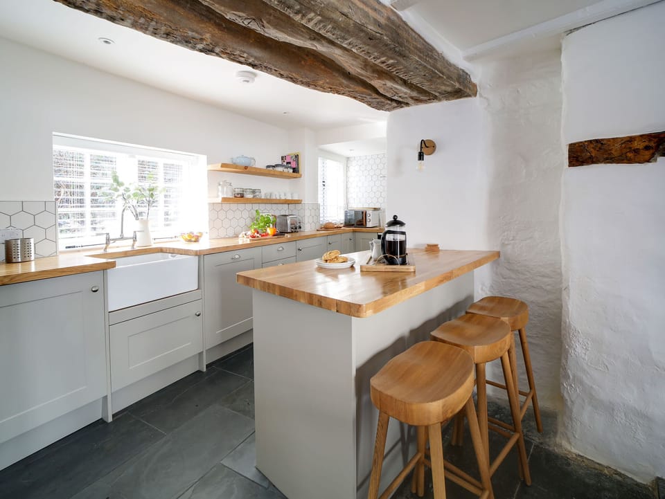 Breakfast bar