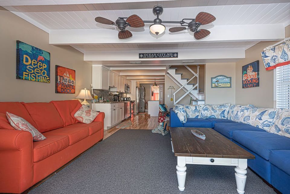 Ocean Colony 34-Living Room