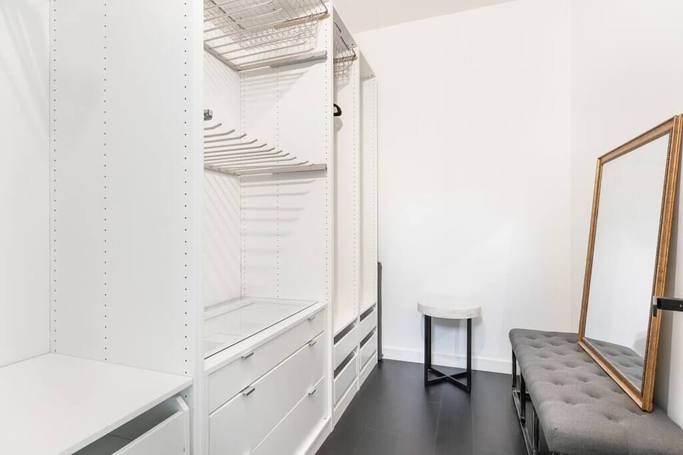 Walk-in closet 2nd bedroom