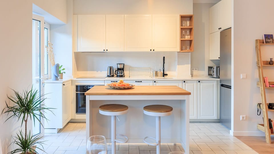 Traditional and classic kitchenette, equipped with all the essentials you might need during your stay #practical #bright