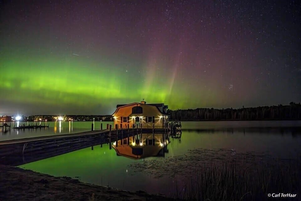 Boathouse Northern Lights