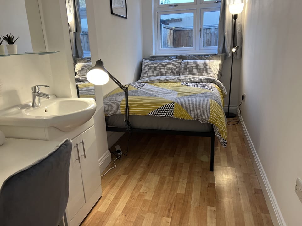 Double room-Standard-Shared Bathroom-Luxury - 2