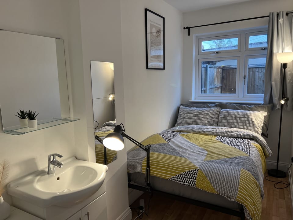 Double room-Standard-Shared Bathroom-Luxury - 2