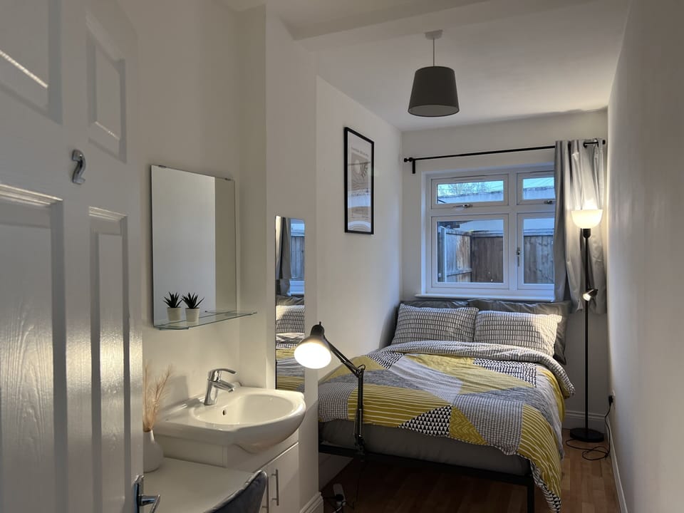 Double room-Standard-Shared Bathroom-Luxury - 2