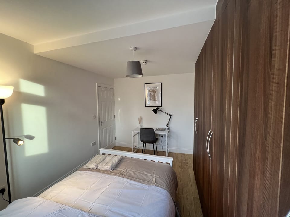 Double room-Large-Shared Bathroom-Luxury - 5