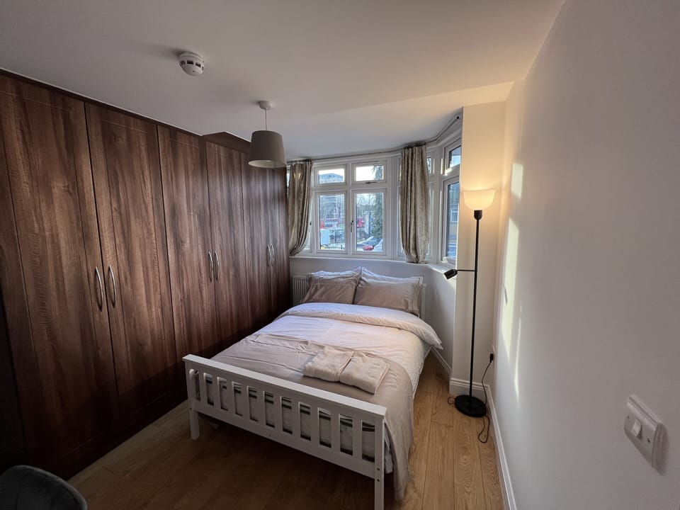 Double room-Large-Shared Bathroom-Luxury - 5