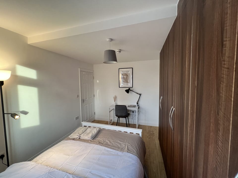 Double room-Large-Shared Bathroom-Luxury - 5