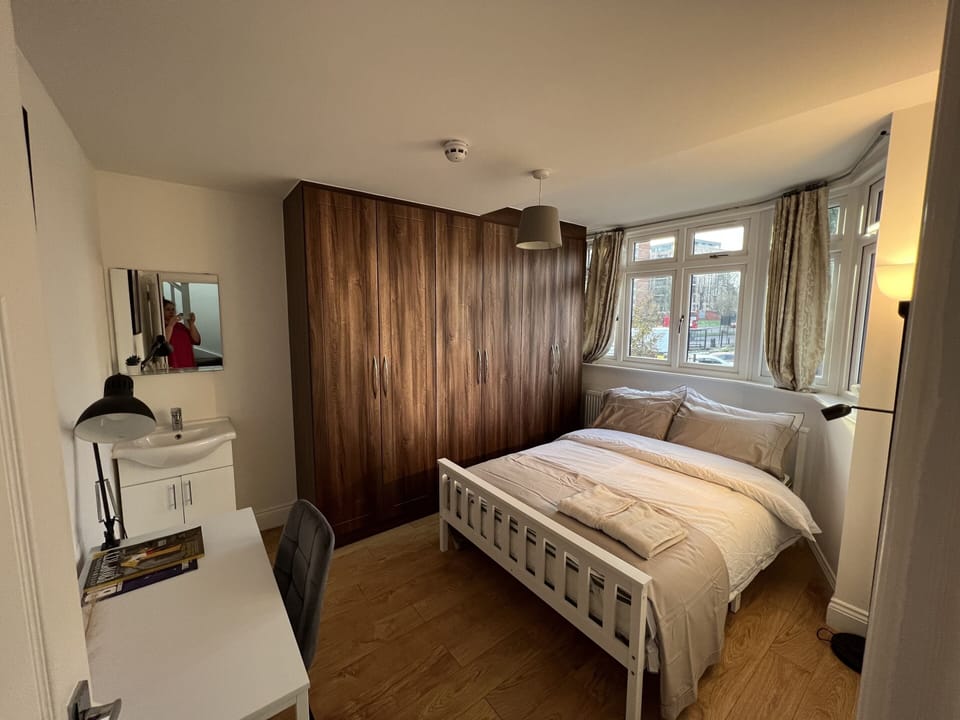 Double room-Large-Shared Bathroom-Luxury - 5