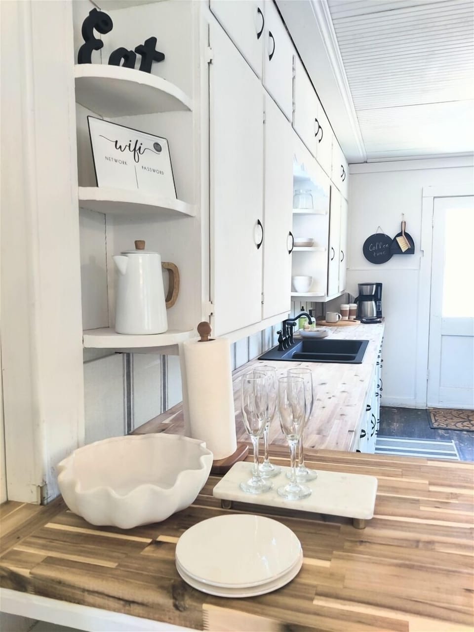 Olive Grove sleeps 6-7 Adults